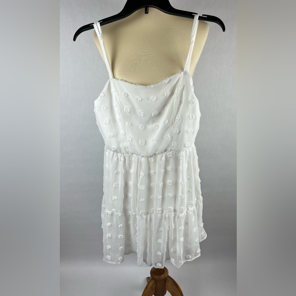 Emerald Sundae Junior’s White Dress